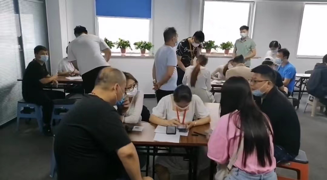  APP注册项目，一手资源一手佣金~高收益当日结算~无门槛